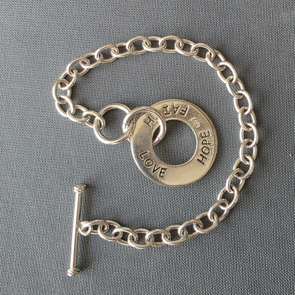 Sterling Silver FAITH LOVE HOPE Round Charm Toggle Bracelet 15.1 grams